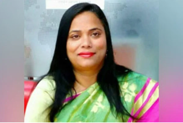 সাবেক এমপি সাবিনা আক্তার তুহিন গ্রেফতার