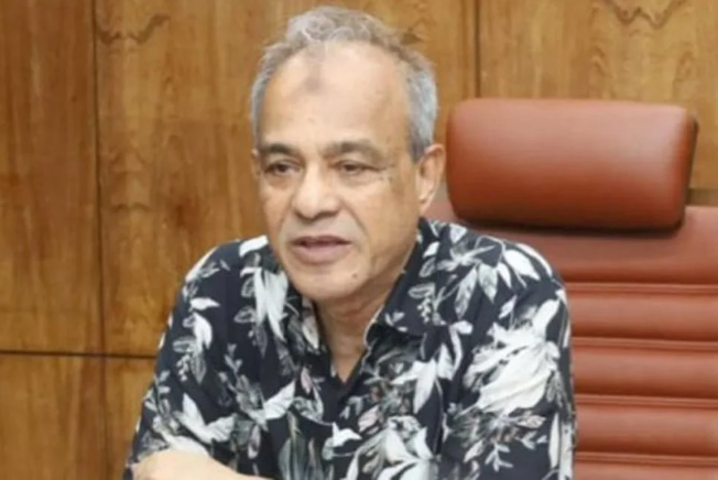 পুলিশের লুট হওয়া অস্ত্রের খোঁজ দিলে মিলবে পুরস্কার: স্বরাষ্ট্র উপদেষ্টা