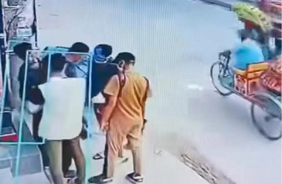 অস্ত্রের ভয় দেখিয়ে ছিনতাই, দুই ছিনতাইকারী জীবিত নেই