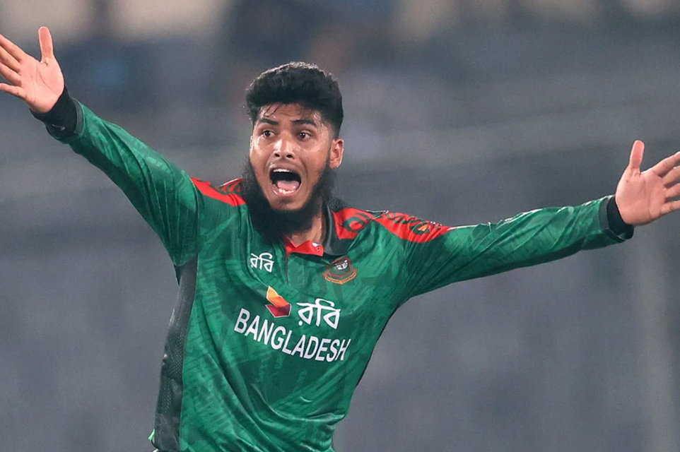 ১৪ বলে ৩৯ রান, তবু সুপার ওভারে নেই রিশাদ! প্রতিপক্ষও অবাক