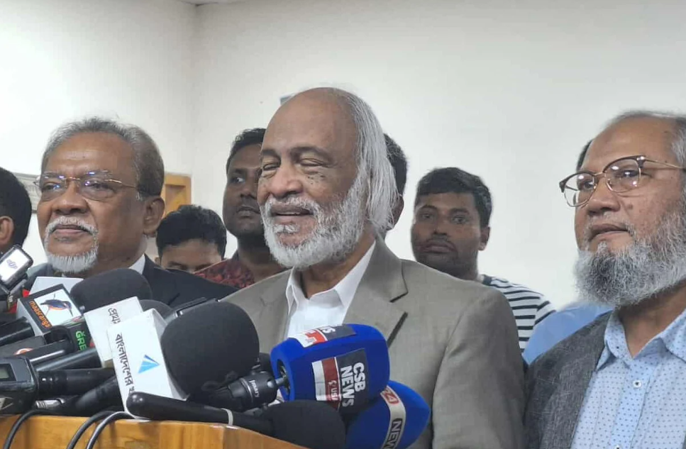 সুষ্ঠু নির্বাচনের উদাহরণ সৃষ্টি করতে হবে নির্বাচন কমিশনকে: মঈন খান