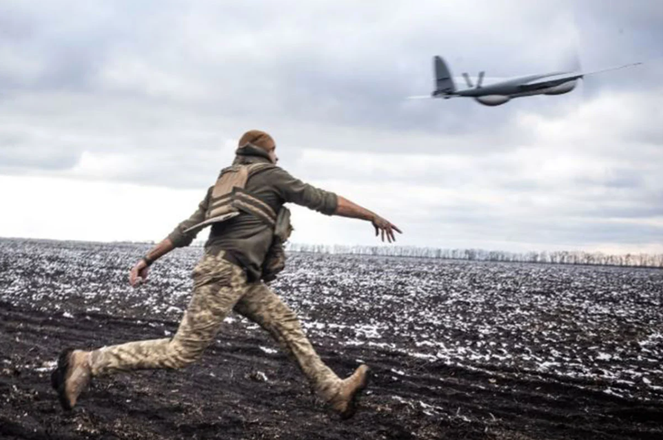 এক রাতে ইউক্রেনের ৯৮ ড্রোন ভূপাতিত করার দাবি রাশিয়ার