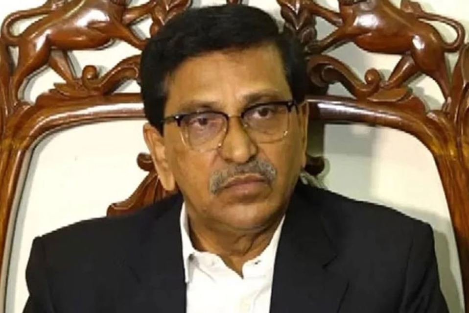 হানিফসহ চারজনের বিচার শুরু, গ্রেফতারি পরোয়ানা জারি