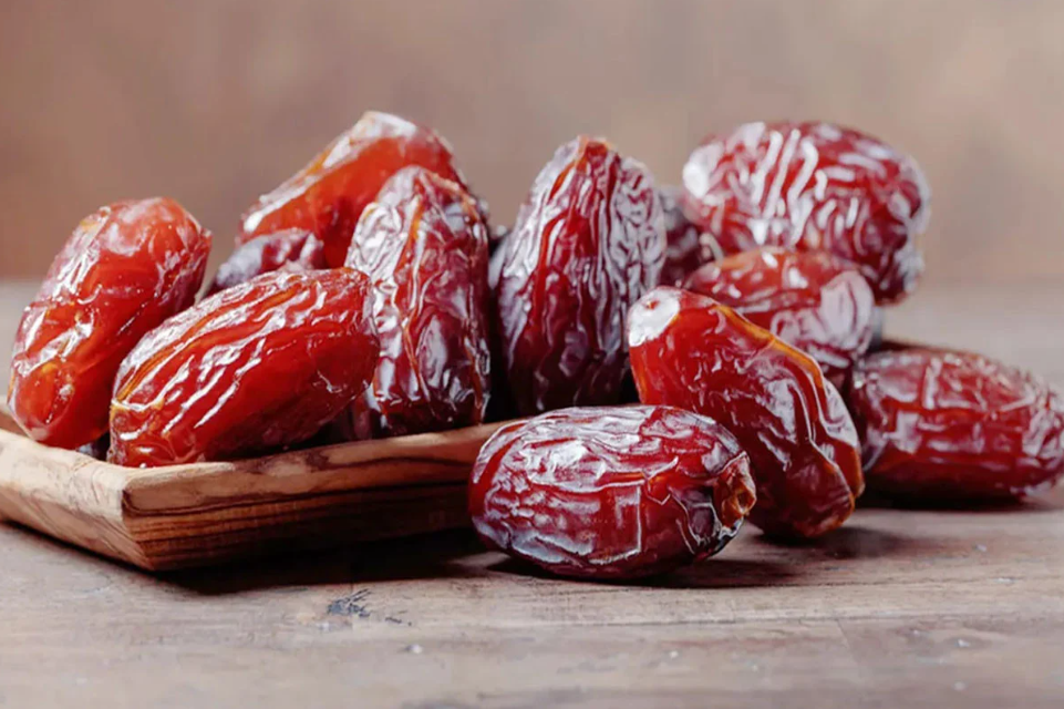 খালি পেটে খেজুর খাওয়ার উপকারিতা