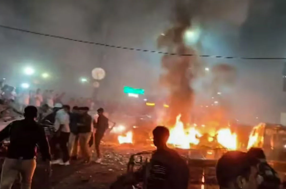 দিল্লিতে ভয়াবহ বিস্ফোরণ নিয়ে এখন পর্যন্ত যা জানা গেল