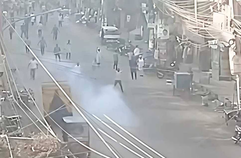 কুমিল্লায় বিএনপির দুই গ্রুপের ধাওয়া–পাল্টাধাওয়া, ককটেল বিস্ফোরণ