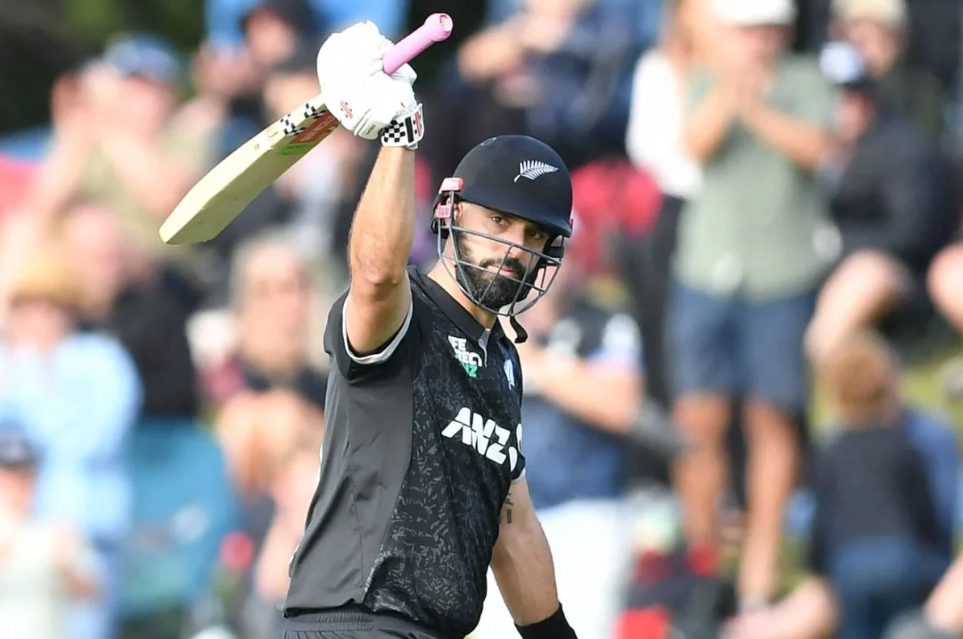 ৪৬ বছরের ইতিহাস ভেঙে ওয়ানডে র‌্যাঙ্কিংয়ে শীর্ষে মিচেল