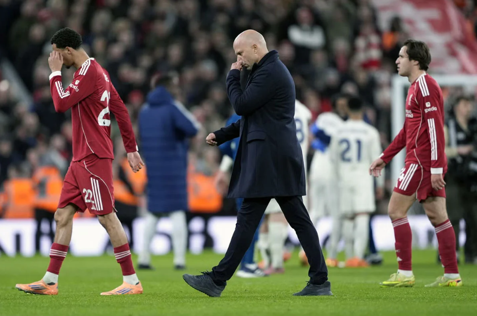 টানা দুই ম্যাচে ৩ গোল হজম লিভারপুলের