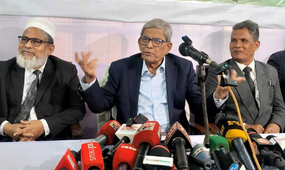 কোনো রকম ঝামেলা ছাড়াই ছাব্বিশের নির্বাচন হবে, আশা মির্জা ফখরুলের