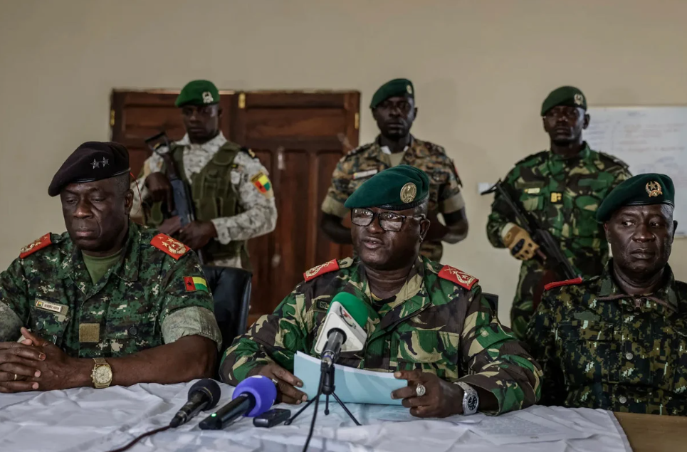 গিনি-বিসাউর ক্ষমতা নিল সেনাবাহিনী, প্রেসিডেন্ট গ্রেপ্তার