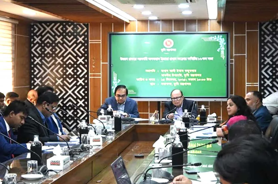 পটুয়াখালীর ৪৪ জলমহাল ইজারা যোগ্য নয়: ভূমি উপদেষ্টা