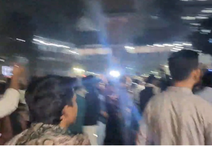 হাদির মৃত্যু, ঢাকাজুড়ে ছাত্র-জনতার বিক্ষোভ