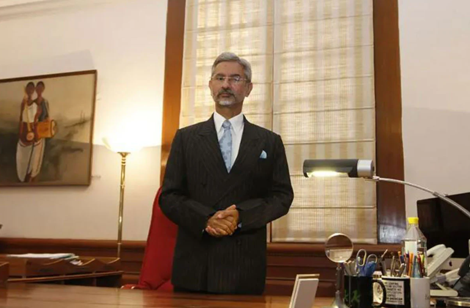 খালেদা জিয়াকে শ্রদ্ধা জানাতে আসবেন ভারতের পররাষ্ট্রমন্ত্রী