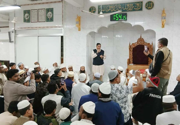 ধানমণ্ডিতে খালেদা জিয়ার মাগফিরাত কামনায় দোয়া