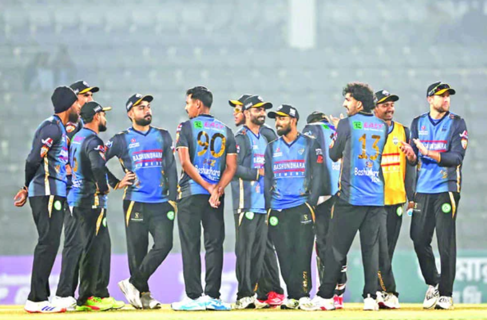 দাপট দেখাচ্ছে রংপুর রাইডার্স